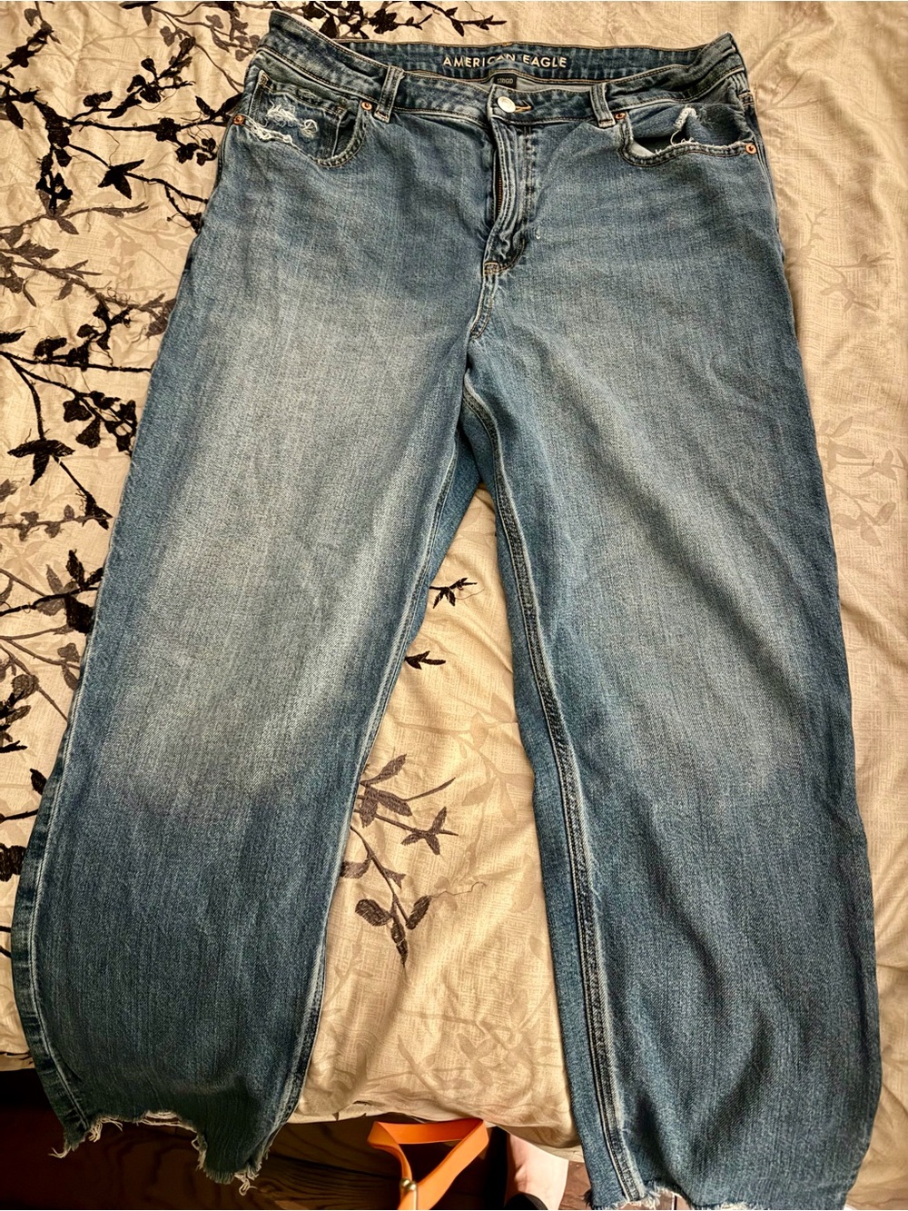 AE Strigid Jeans - High-Rise, Baggy, Straight Leg, Distressed - 14 Short